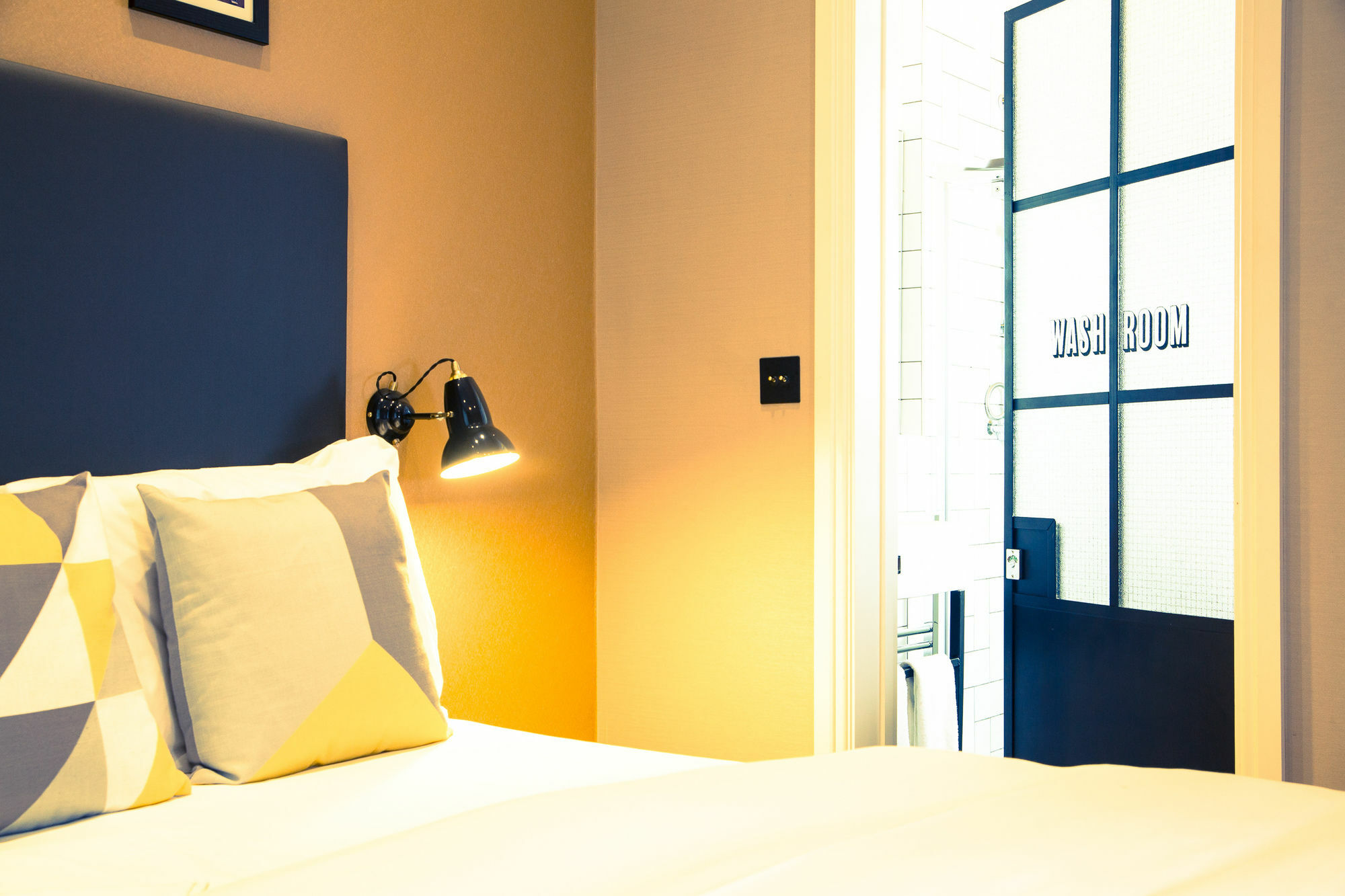 รูม 2 แฮมเมอร์สมิธ Aparthotel ลอนดอน ภายนอก รูปภาพ